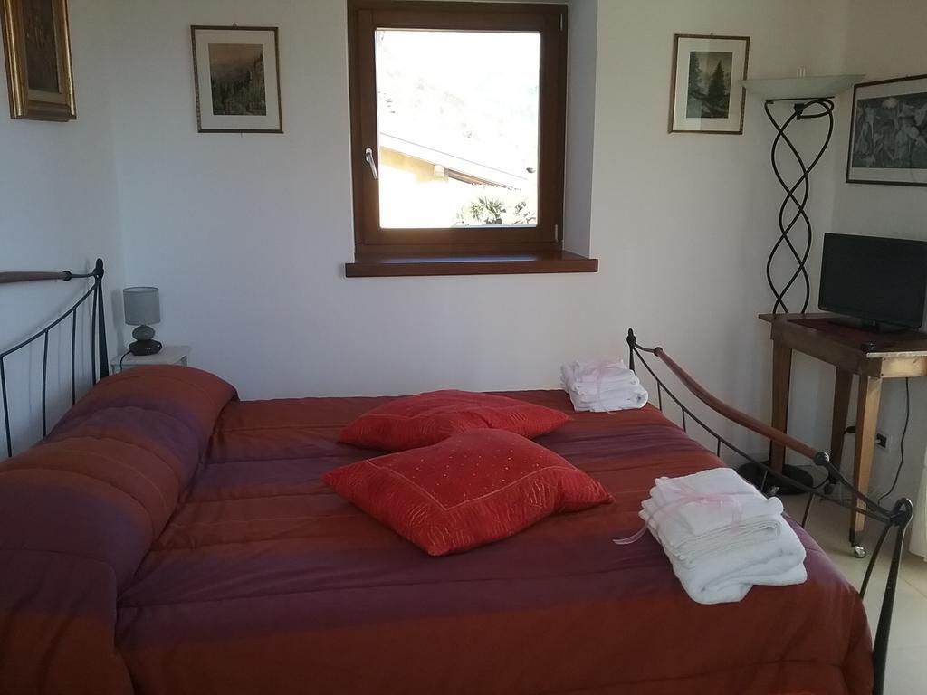 B&B Le tre chiavi Isera Camera foto