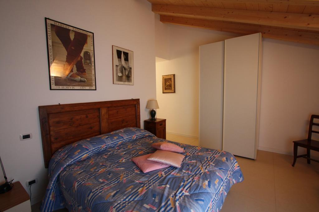 B&B Le tre chiavi Isera Esterno foto