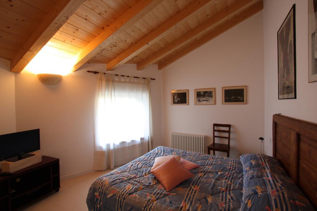 B&B Le tre chiavi Isera Esterno foto
