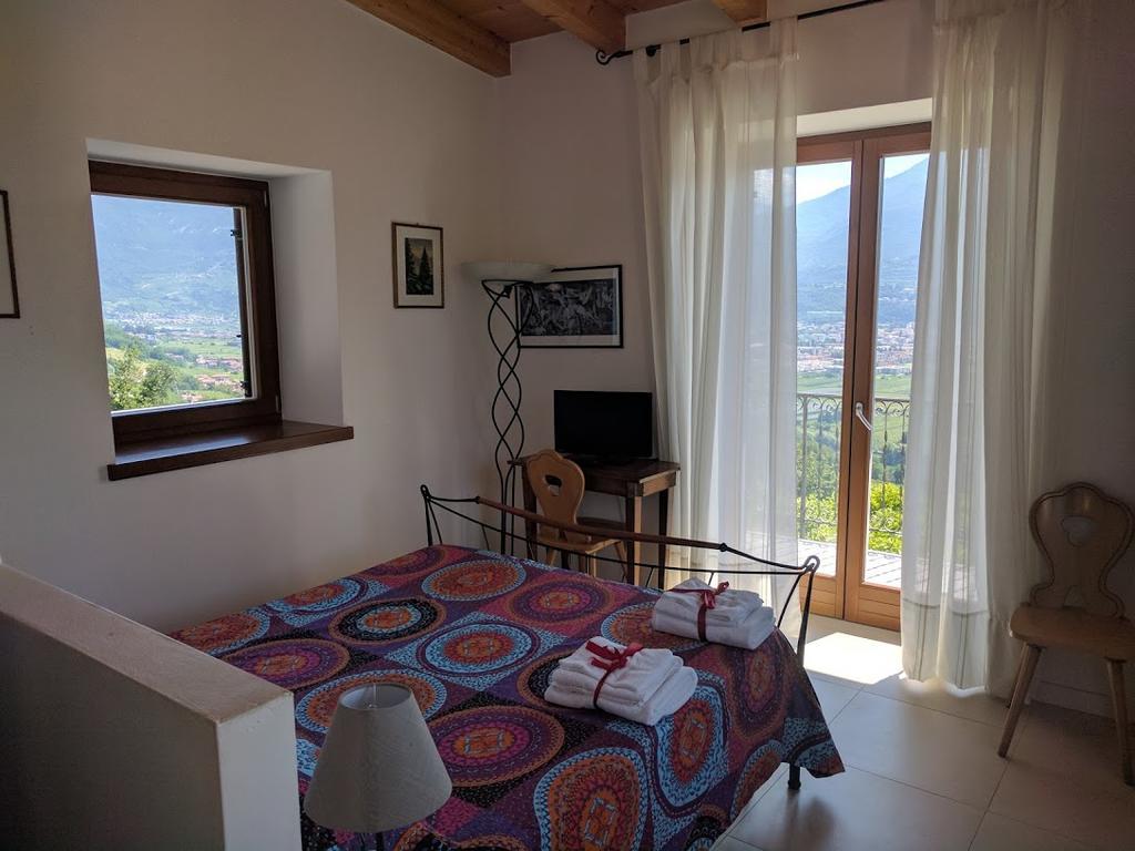 B&B Le tre chiavi Isera Esterno foto